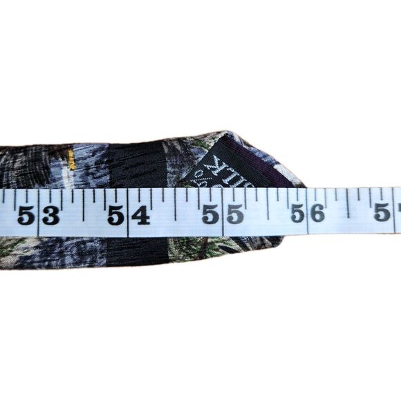Vtg Endangered Species Tie Eagles Silk Nature Outdoors Career Business Casual - Picture 9 of 9